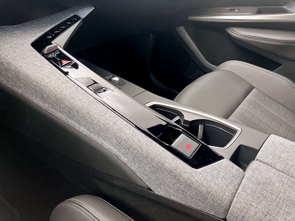 Bild på Peugeot 5008 GT Hybrid 1.2 PT 145hk Aut KAMPANJ BRÄNSLE INGÅR