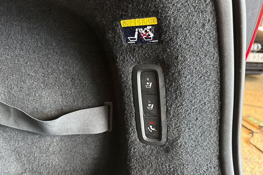 Volvo V90 T4 Geartronic Momentum Drag Värmare B-kamera Sov Hjul  miniatyr 17