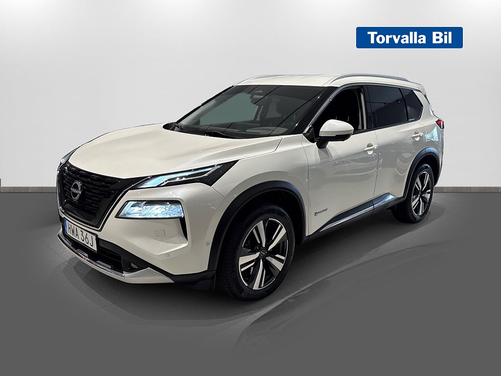 Nissan X-Trail e-4ORCE AWD 214hk Tekna Design, 360kam,Elstol,HUD, Drag