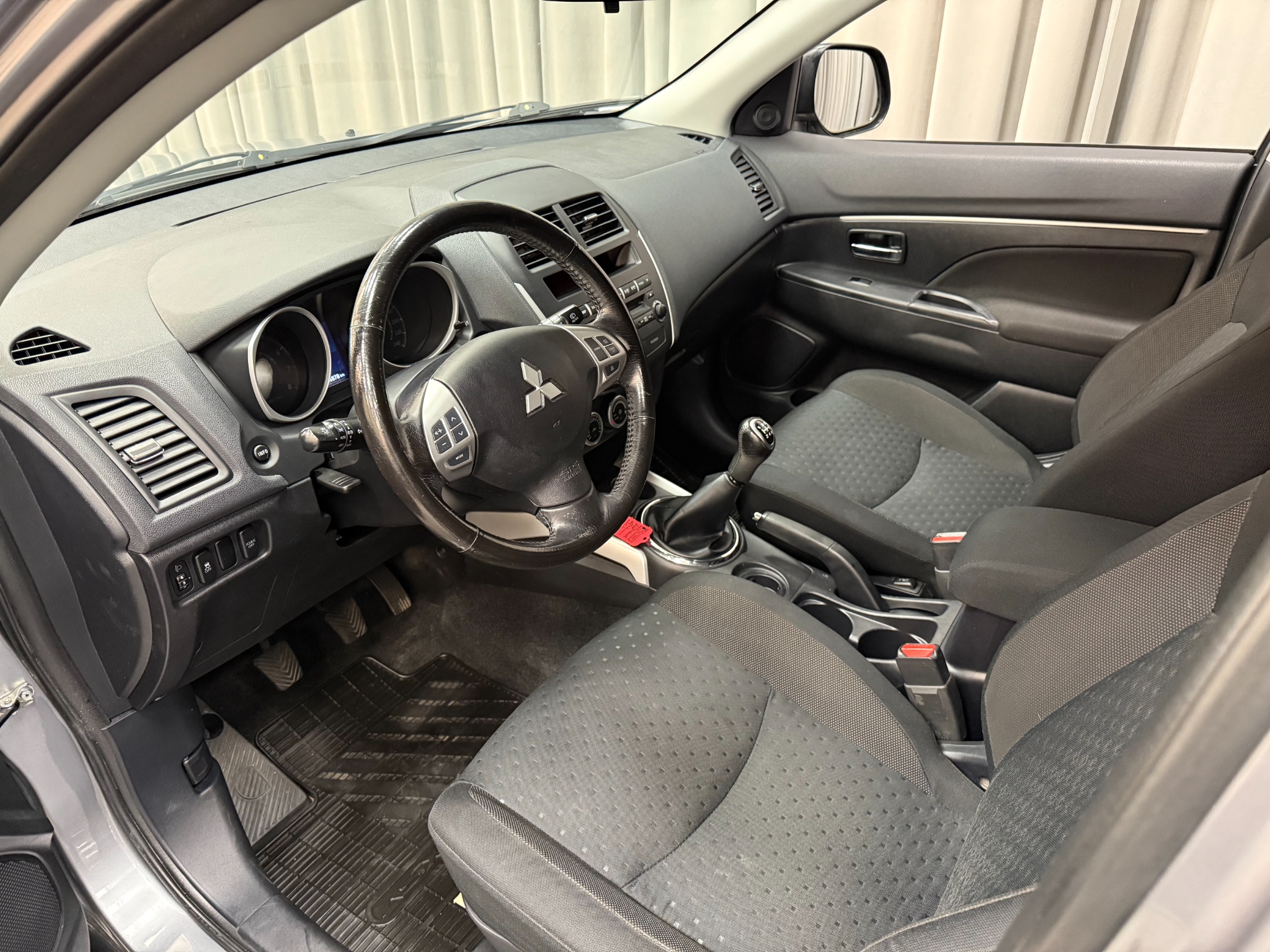 Mitsubishi ASX 2012, kuva 5/40