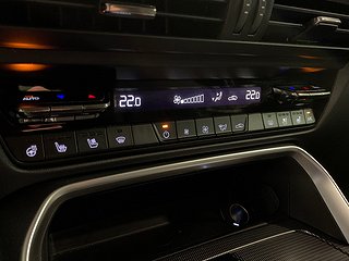 SUV Mazda CX-60 22 av 23