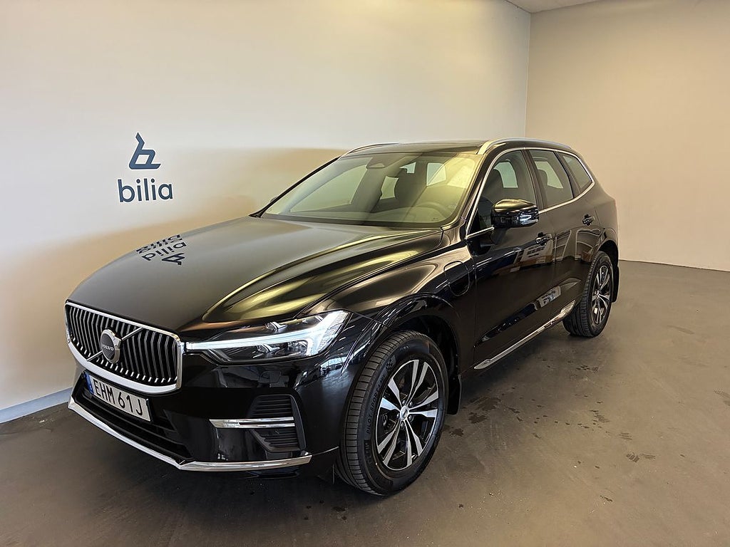Volvo XC60 T6 Core Nordic Edition / Panoramatak / Dragkro...
