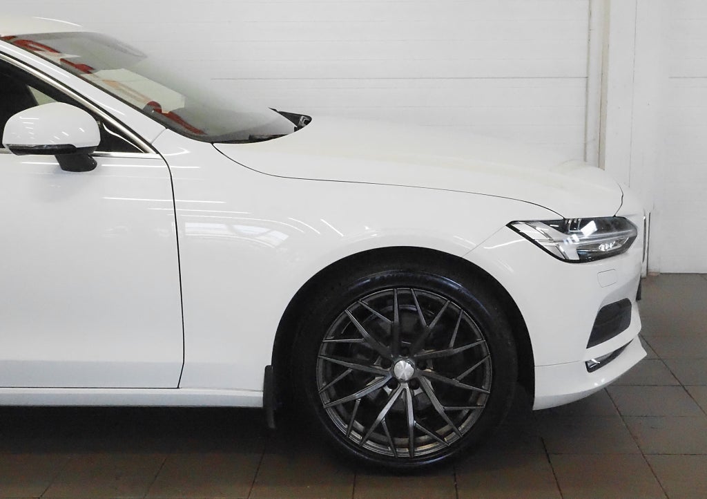 Volvo V90 T5 254hk Geartronic Momentum |Drag|Navi|Kamera| 2017