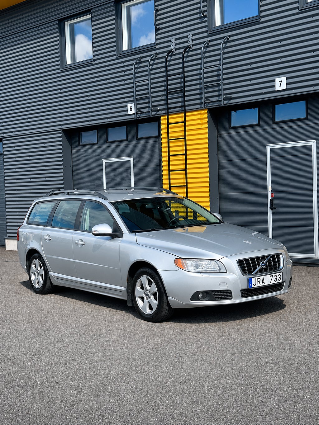Volvo V70 2.0F Momentum Euro 4