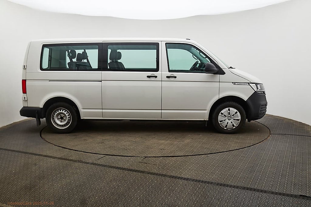 Volkswagen Caravelle 9 sits 2.0 TDI Drag och P-värmare