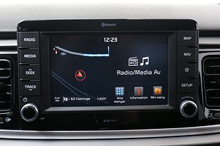 Halvkombi Kia Rio 19 av 22