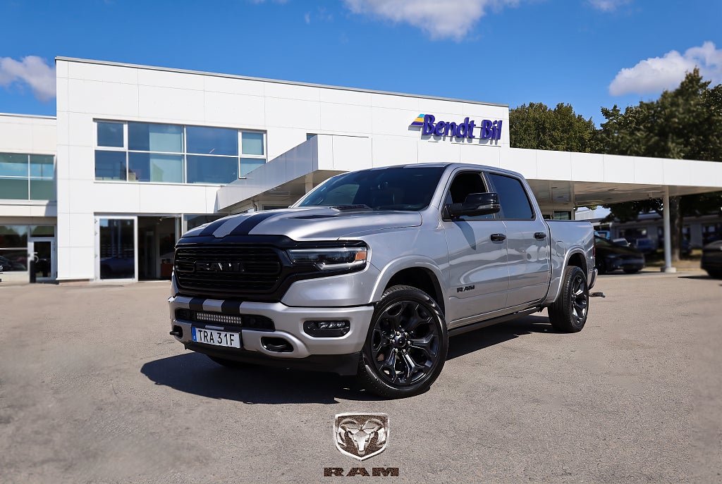 RAM 1500 5.7 V8 HEMI / Sportavgassystem/ Limited Night edi. 