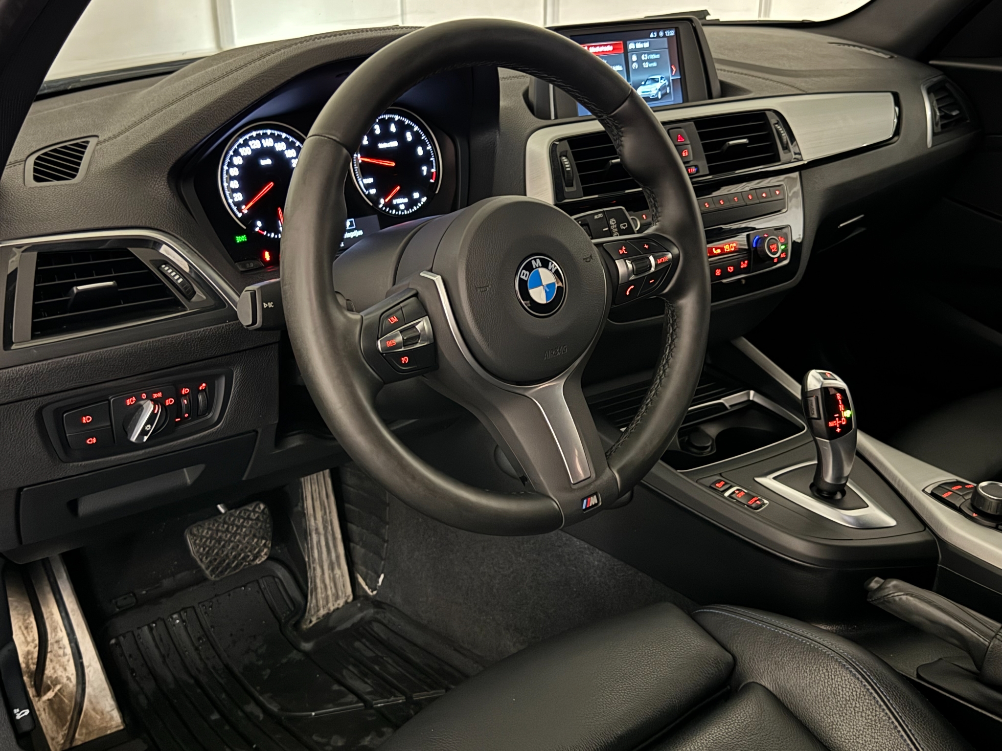 BMW 120 2019, bild 6/41