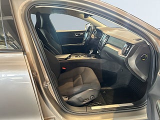 Volvo V60 Cross Country D4 AWD Geartronic Dvärm/Drag/Kamera/Sensorer – bild 10