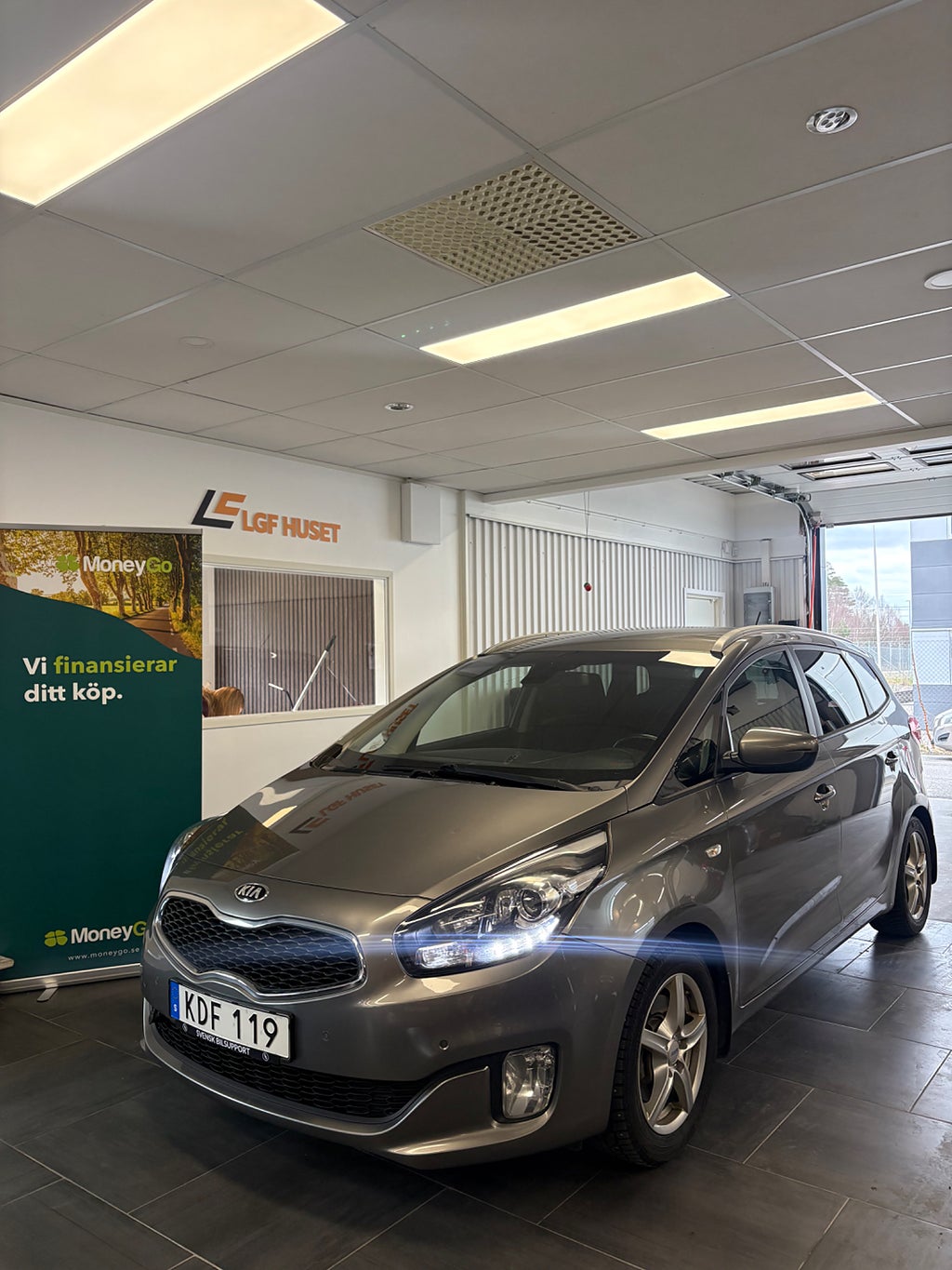 Kia Carens 1.7 CRDi DCT GLS Euro 6 (7-sits) 