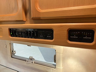 Husbil-halvintegrerad Kabe TM WF 19 av 21