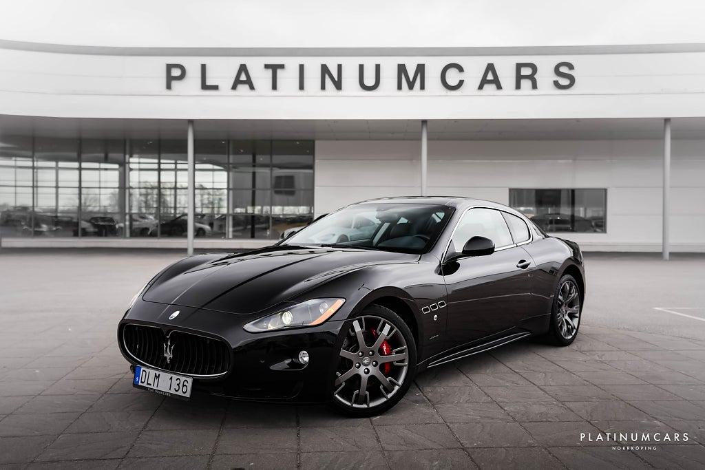 Maserati GranTurismo S MC-Shift 4.7 V8 439hk Coupé / Låga mil