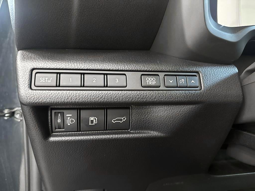 Lexus LBX 2024 - miniatyr 14