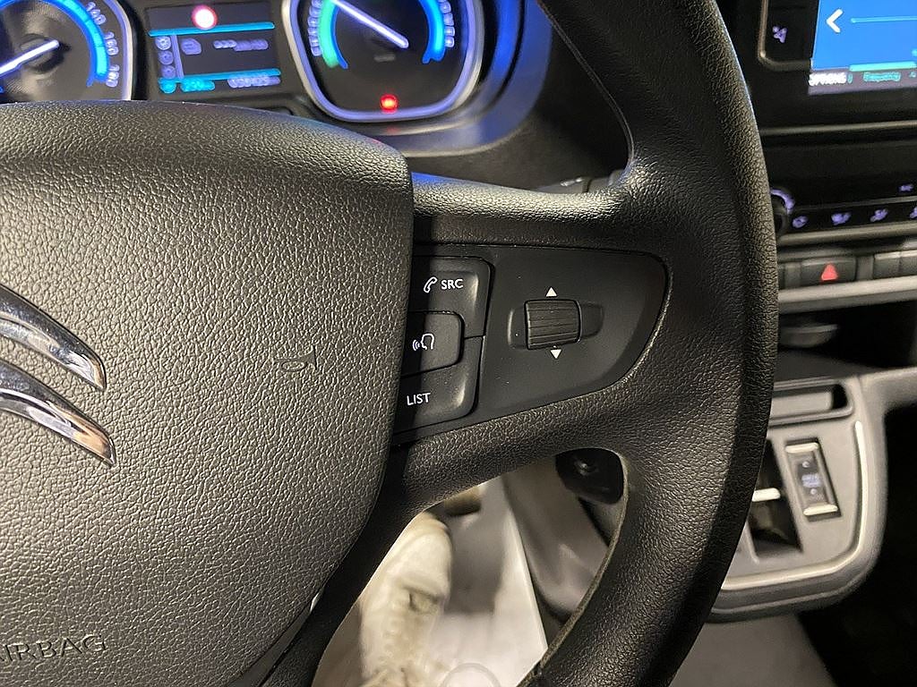 Bild på Citroën e-SpaceTourer 75kWh 136hk Aut - 9-SITS, B-KAMERA