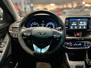 Hyundai i30 Fastback 1.4 T-GDi Trend Värmare/SoV/Kamera/Carplay – bild 13