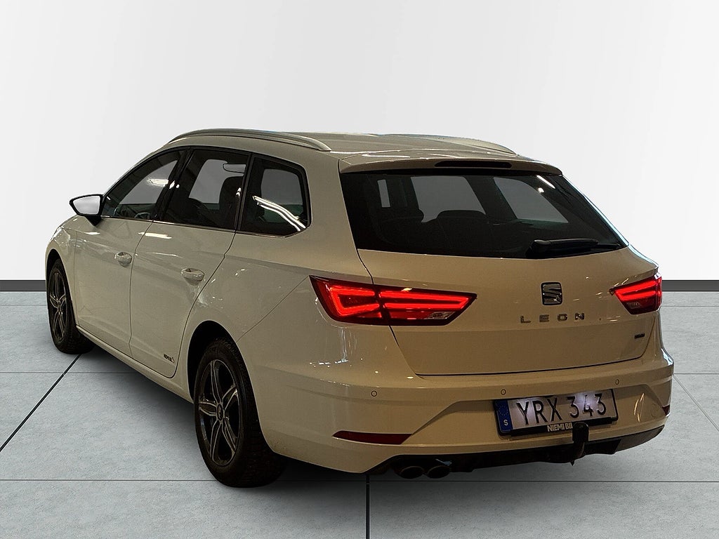 Seat Leon ST 2.0 TDI 4Drive Xcellence Drag M-värm Kamera CarPlay S&V