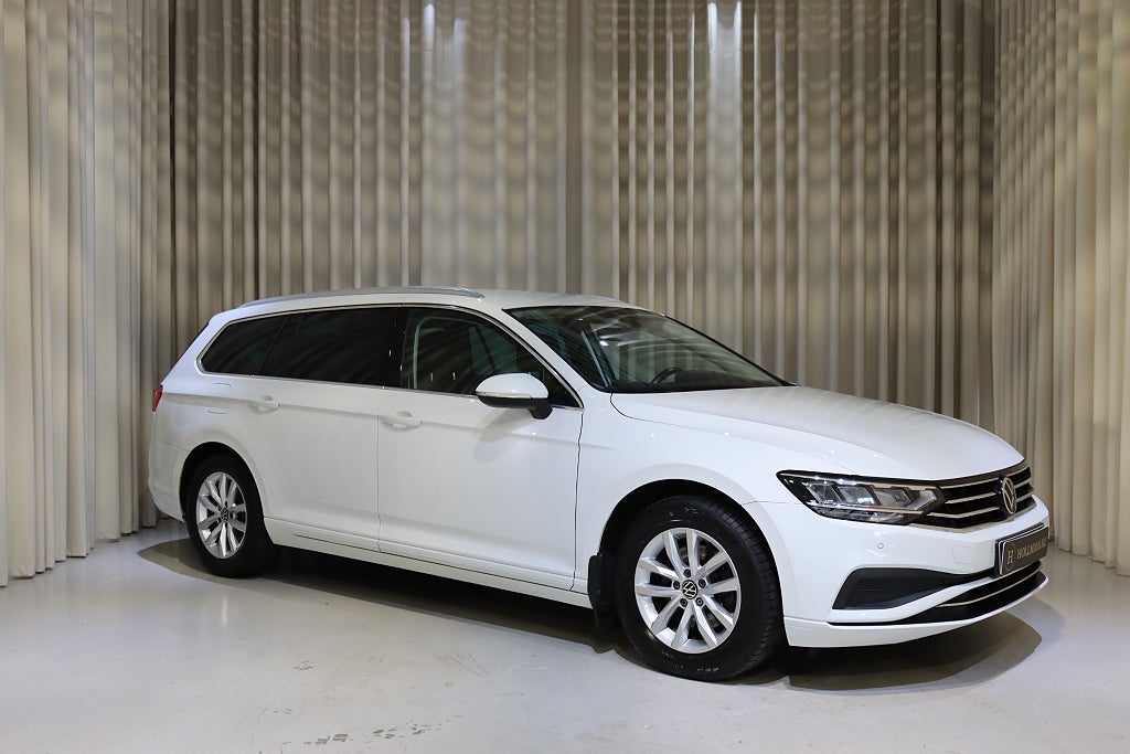Volkswagen Passat 2.0 TDI DSG 150HK Navi Drag V-Hjul Ny-Service