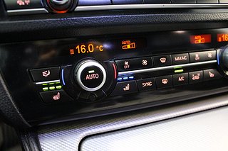 Sedan BMW 530 19 av 21