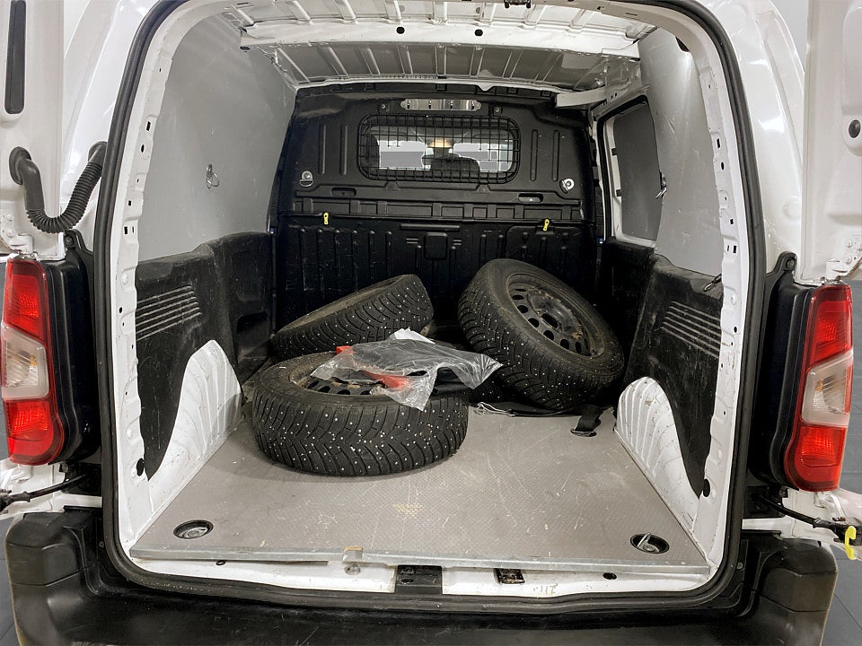 Bild på Peugeot Partner PRO 1.5 BHDi Aut L1 DRAG BACKSENSOR 130hk