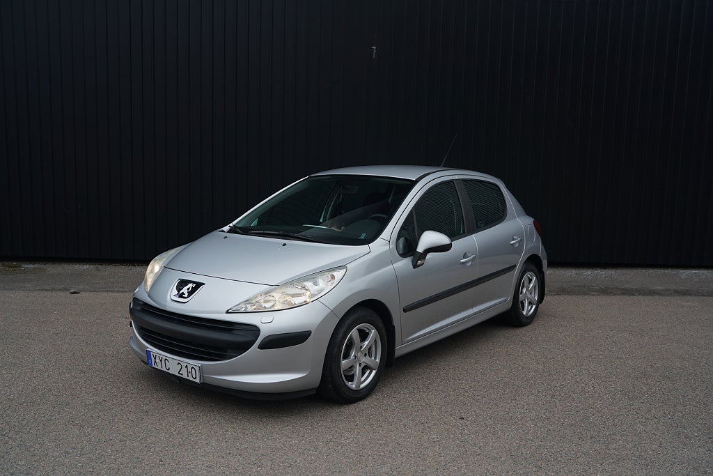 Peugeot 207 5-dörrar 1.4, Nybytt kamrem, En brukare