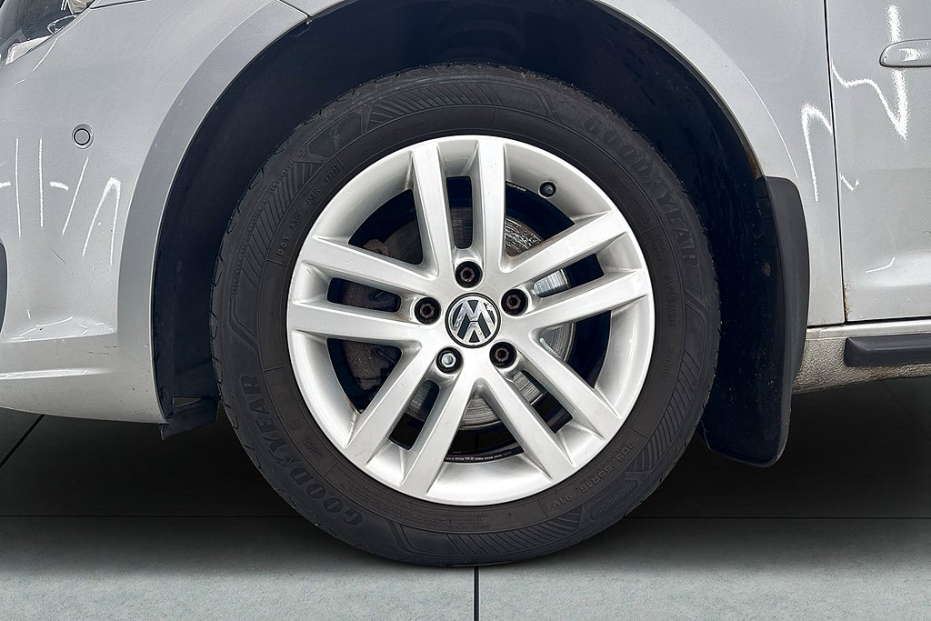 Volkswagen Touran 2011