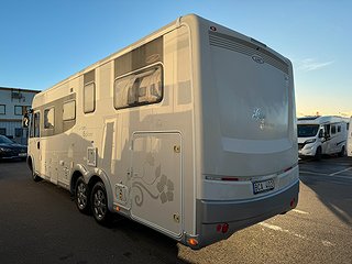 Husbil-integrerad LMC Grand Explorer I800 AUT 180HK 26 av 27