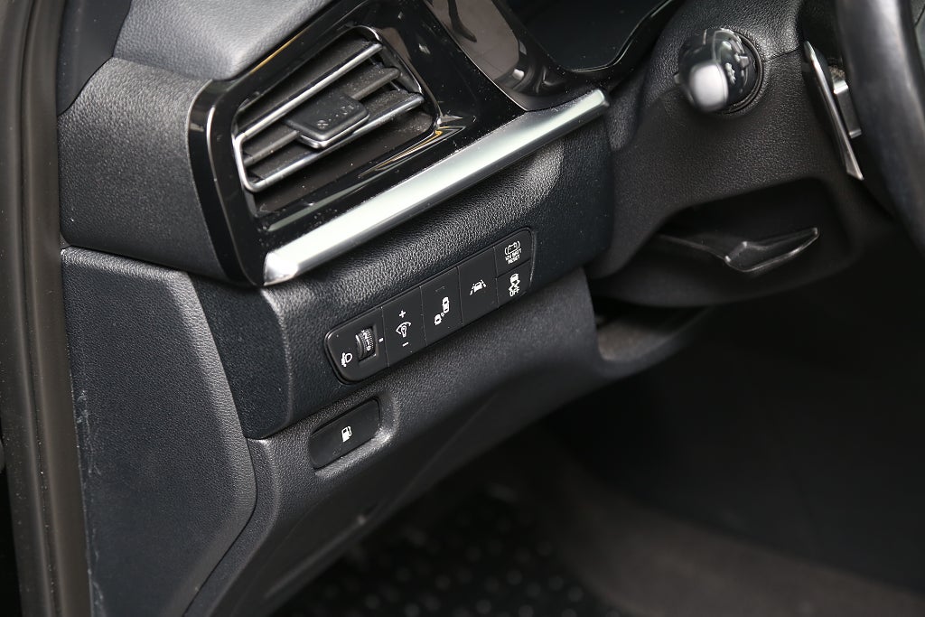 Kia Niro Hybrid 141hk Advance Plus 2 Aut Skinn CarPlay Navi 2020