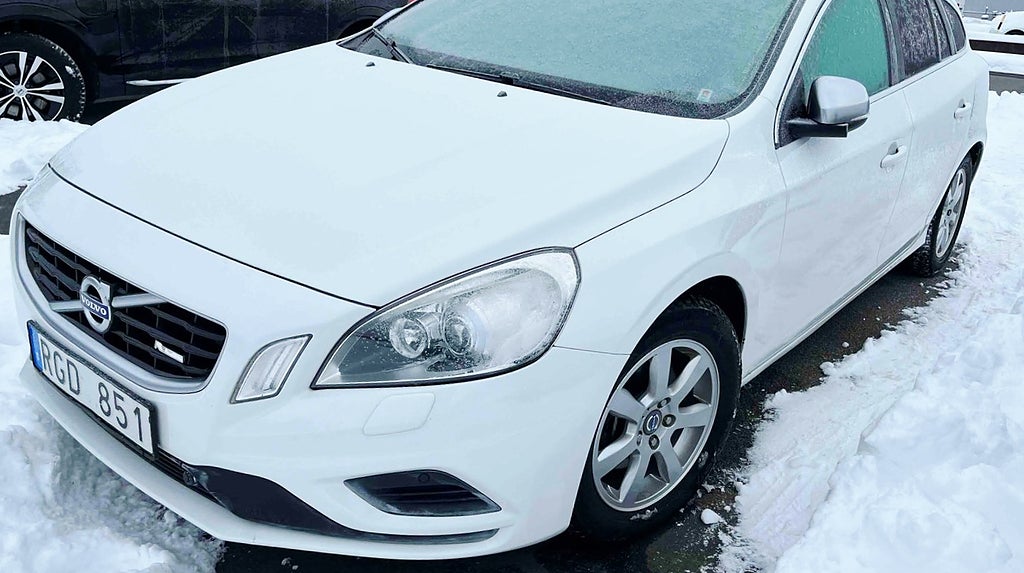 Volvo V60 D4 R-Design - *2 ägare*