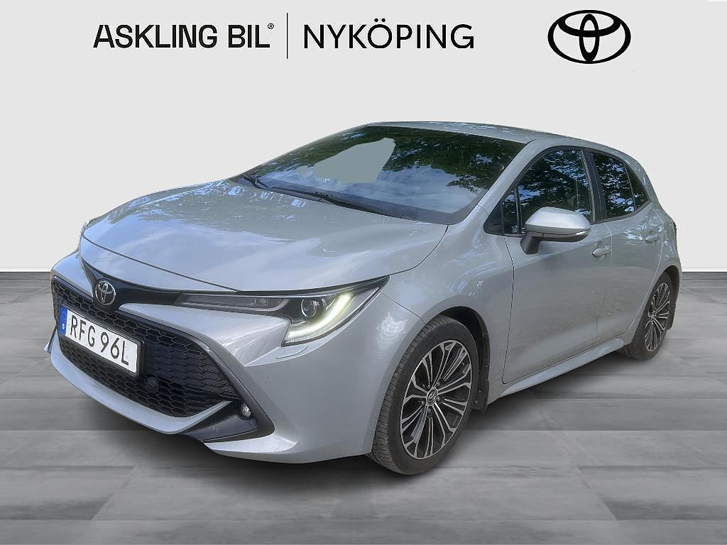 Toyota Corolla 1.2 Turbo iMT Style Vinterhjul Euro 6