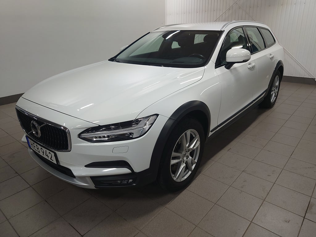 Volvo V90 Cross Country D4 AWD Geartronic Inscription Pro Värmare Drag