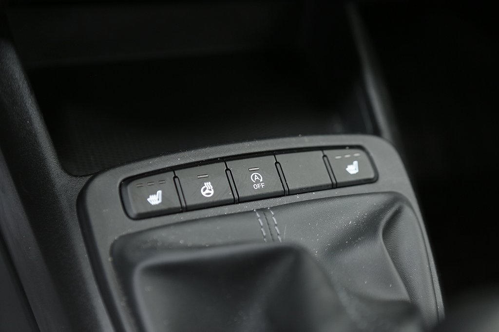 Hyundai i10 1,0 blue 67hk Essential 5D CarPlay Leasbar 2023