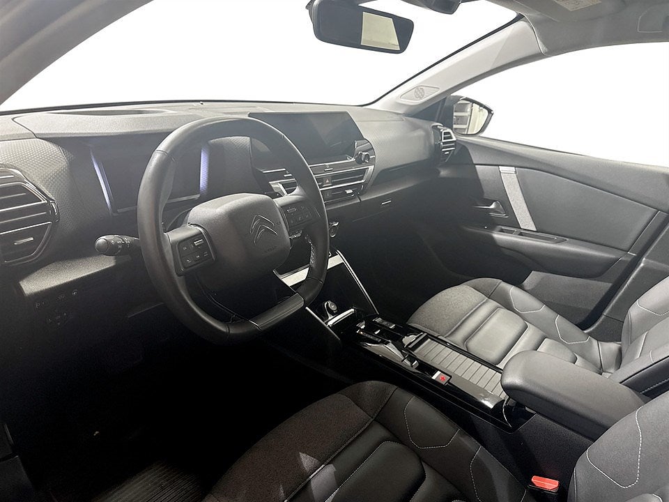 Bild på Citroën C4 Shine 1.2 PT 130hk Aut - 360-KAMERA, CARPLAY