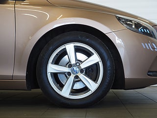 Halvkombi Volvo V40 8 av 23
