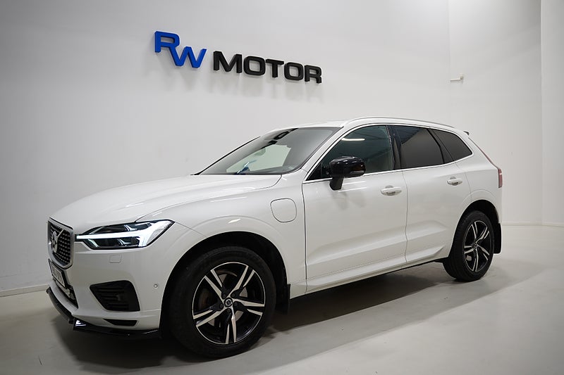 SUV Volvo XC60 1 av 30