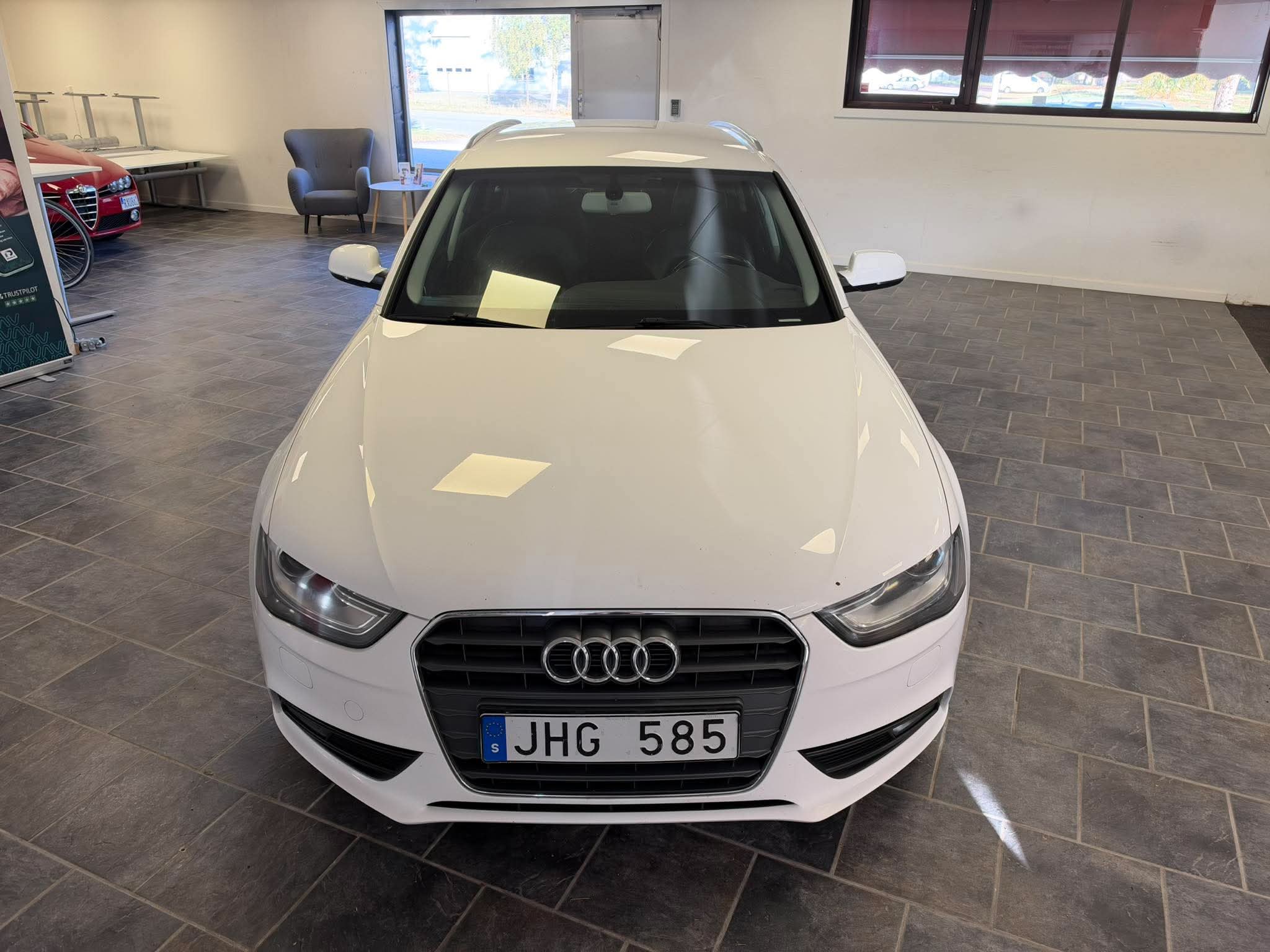 Audi A4 Avant 2.0 TDI 2014, bild 4/10