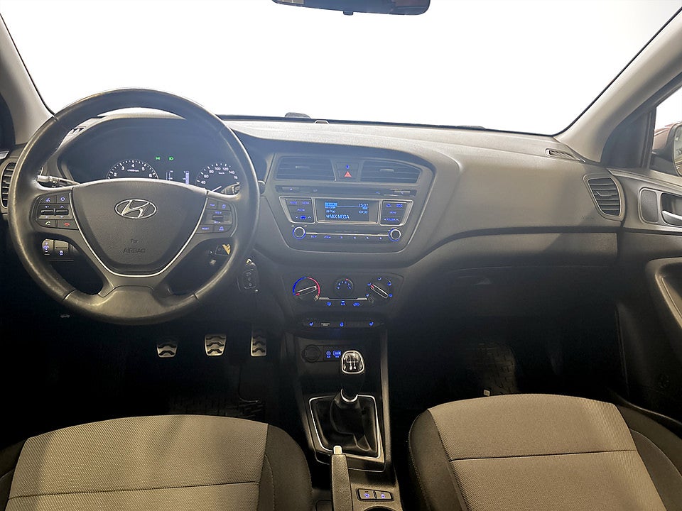 Bild på Hyundai i20 Active 1.0 T-GDI Blue 100hk RATTVÄRME