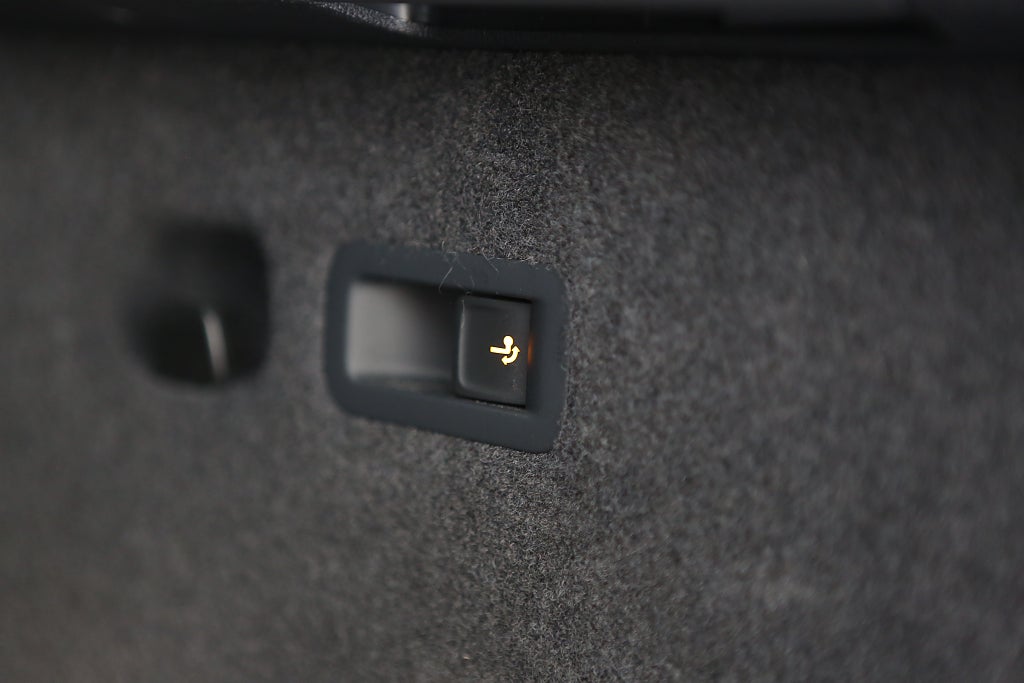 Volkswagen Tayron 2,0 TDI 4M R-Line 7-Sits Värme Drag VAT 2025