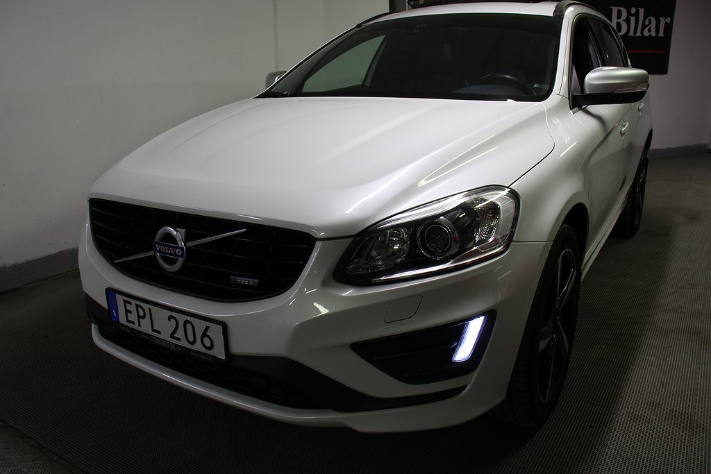 Volvo XC60 D4 AWD Geartronic Momentum, R-Design Panorama