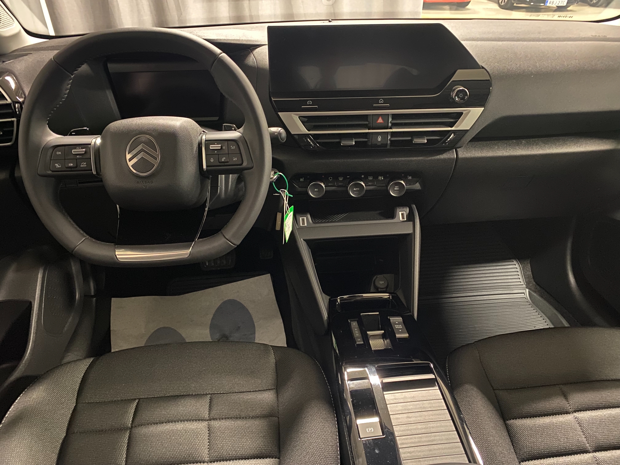 Citroen C4 FL Plus 130hk Automat 2025, bild 7/42