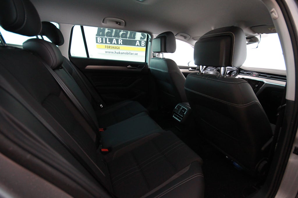 Volkswagen Passat Alltrack 2023 - miniatyr 4