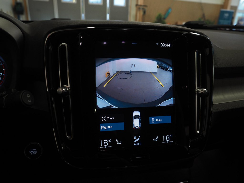 Volvo XC40 T2 122hk Geartronic Inscription | Navi | Kamera | 2022
