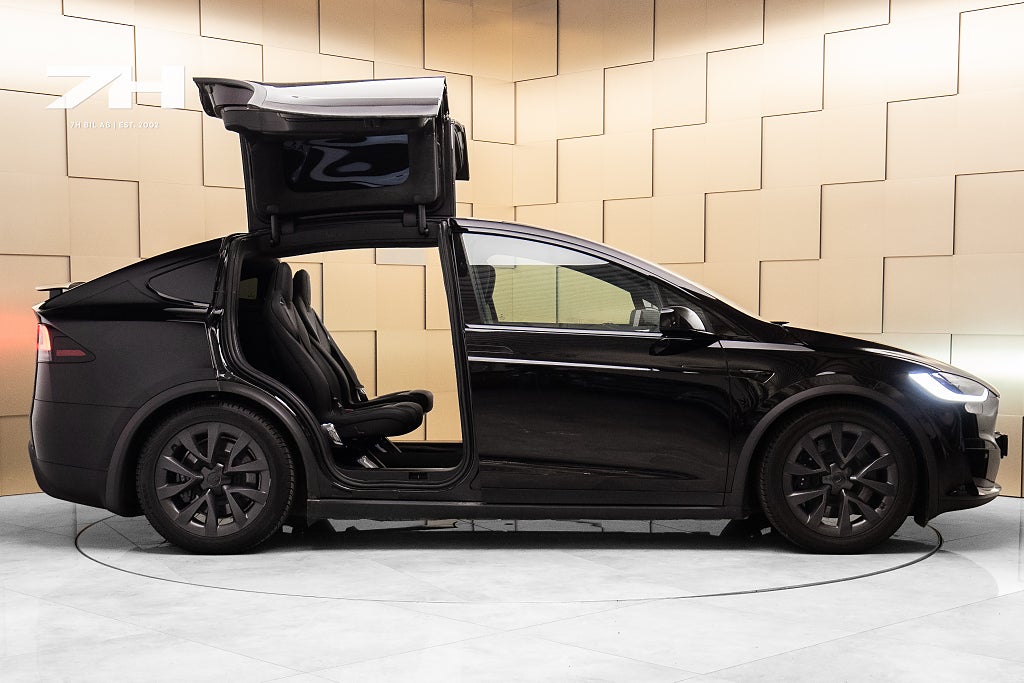 Tesla Model X Plaid / Uppdaterad Autopilot / 6-sits / Drag