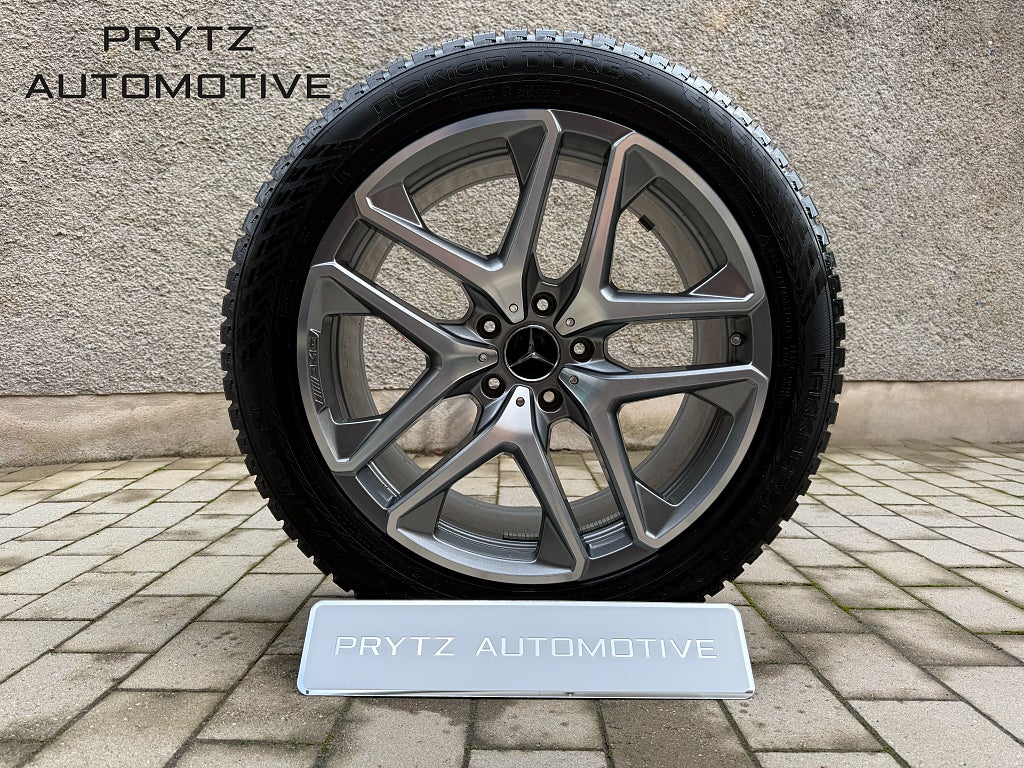 Mercedes-Benz G63 Original G63 21” vinterhjul Nokian Hakka 10 SUV 
