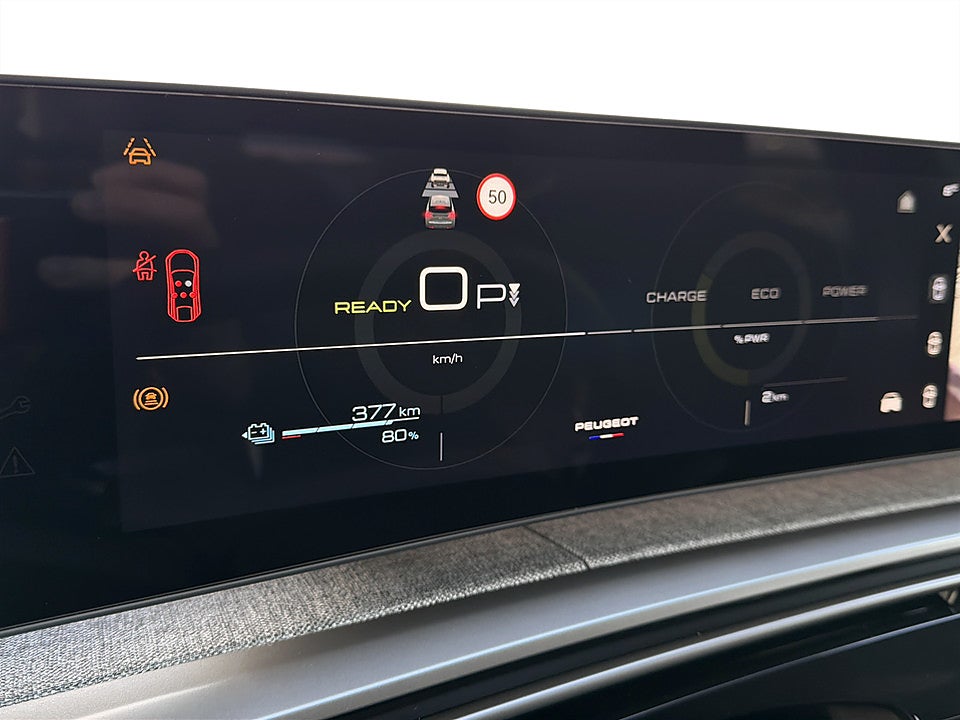 Bild på Peugeot E-3008 4x4 GT Ultimate - DEMO