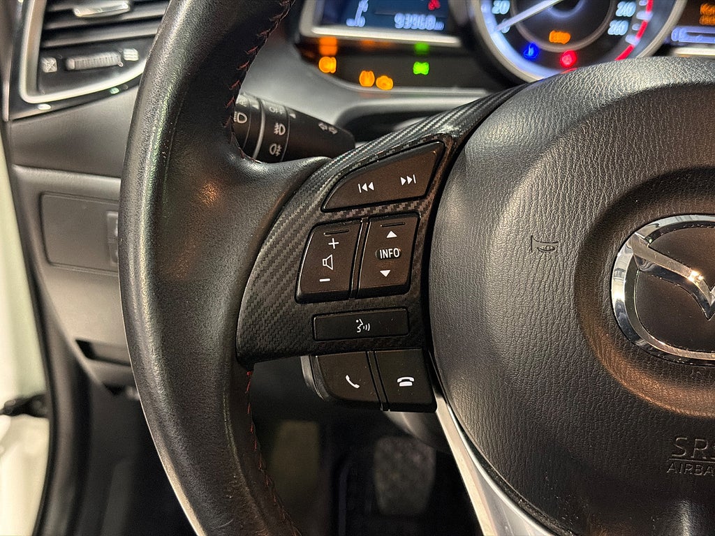 Mazda 3 2,2 DE SKYACTIV-D Vision 150hk Navi P-sensor Drag