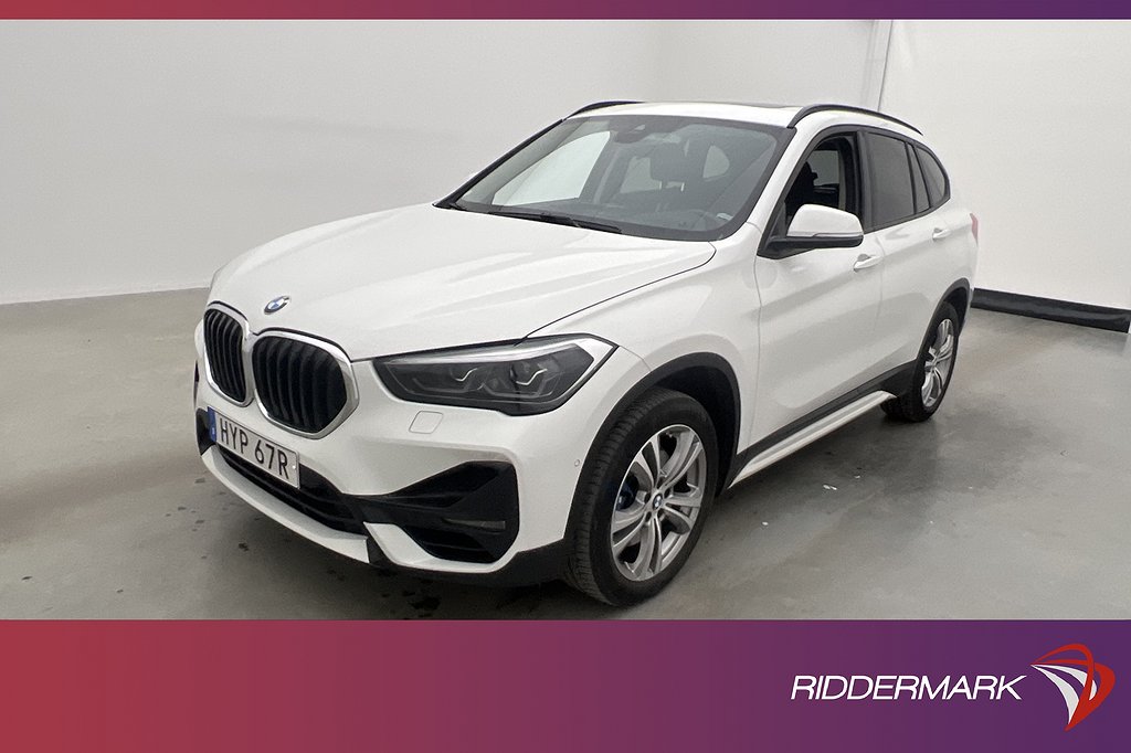 BMW X1 sDrive20i Sport line En-Brukare Pano HUD Kamera Navi