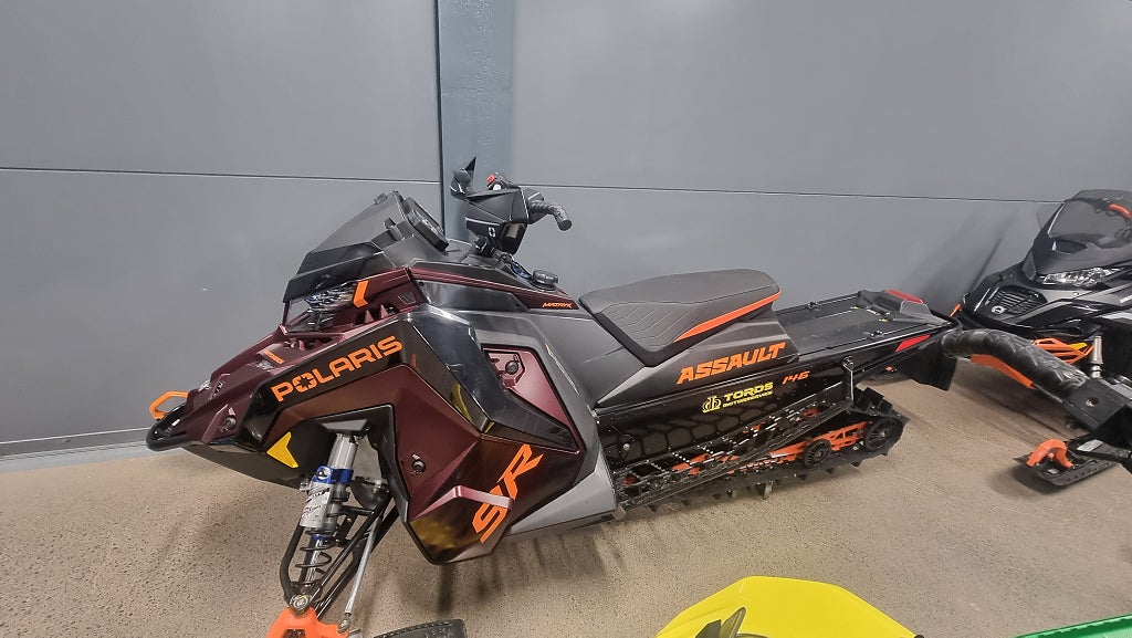 Polaris Switchback Assault 9r 146" (momsad) 