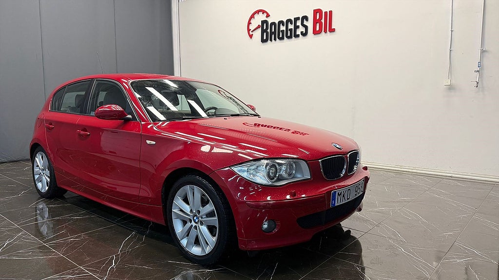BMW 118 i Steptronic, 129hk | Ny Servad