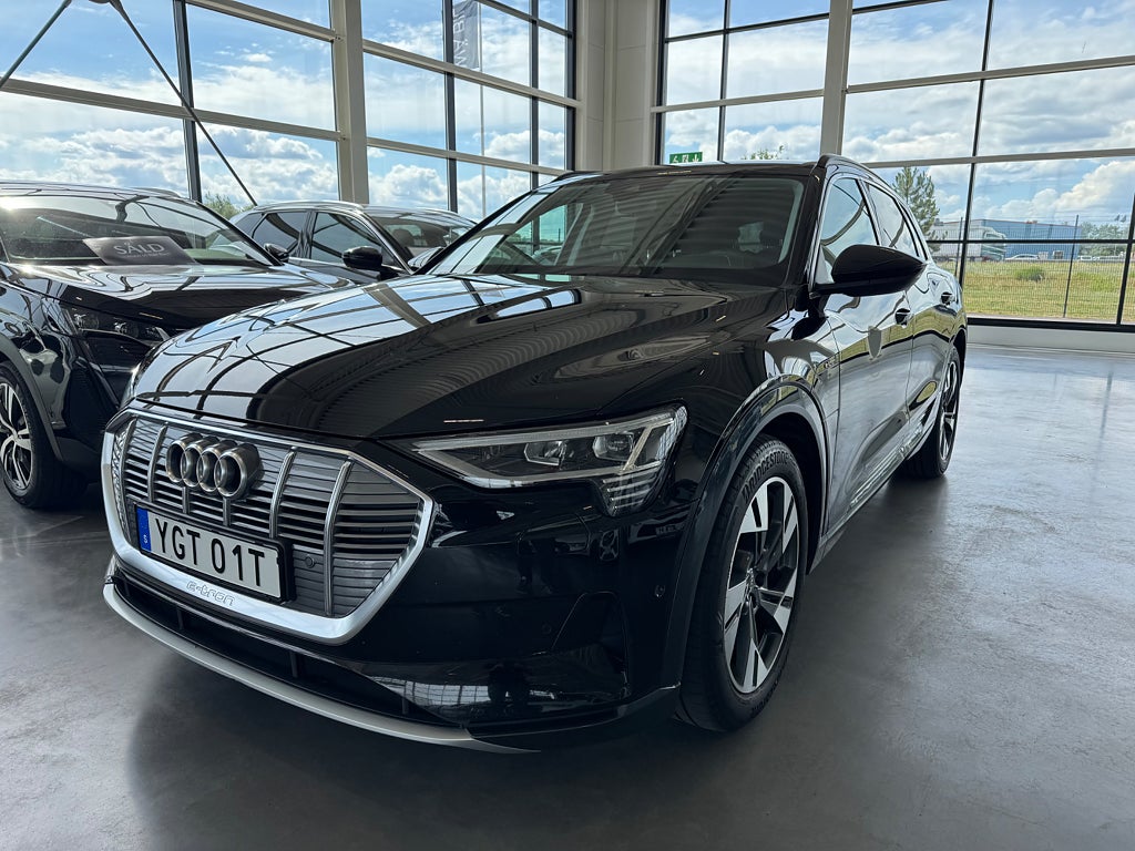 Audi e-tron 2021