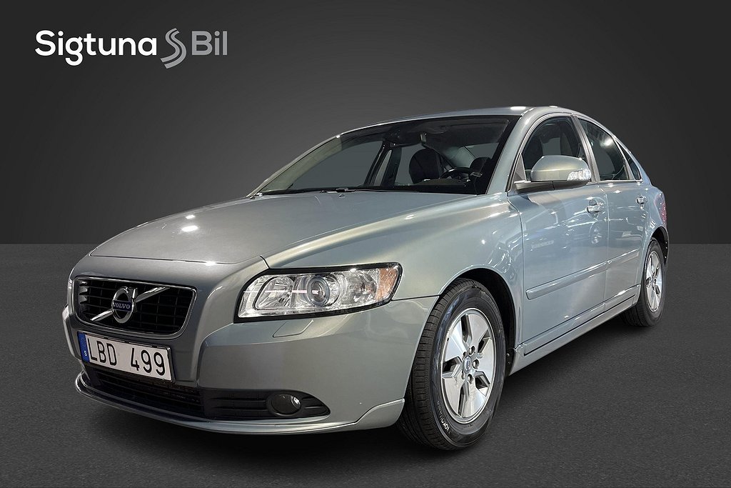 Volvo S40 D2 Momentum / Xenon / Farthållare